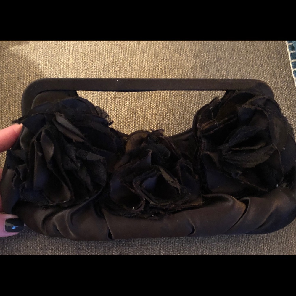 Adorable Three Flower Clutch